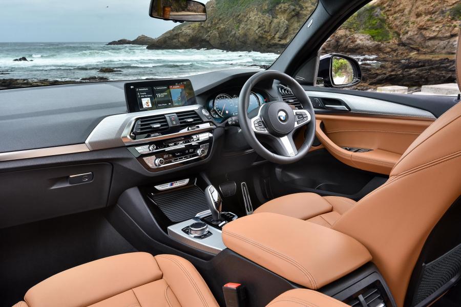 Торпедо BMW X3 M40i (G01) 2017 года  (ZA) (фото 22 из 40)